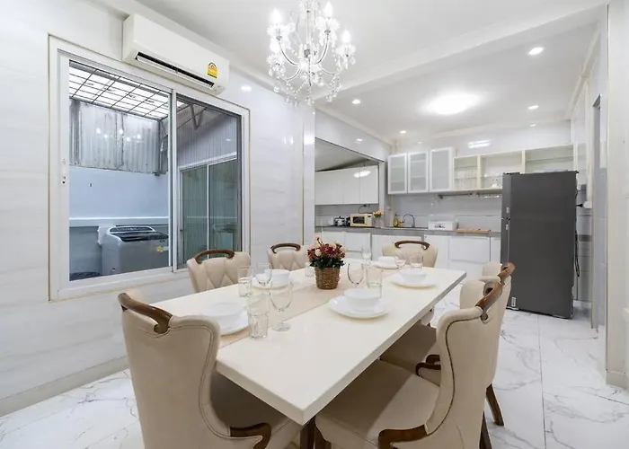 Miq 142 Huai Khwang_new4br/jodd Fair Villa *